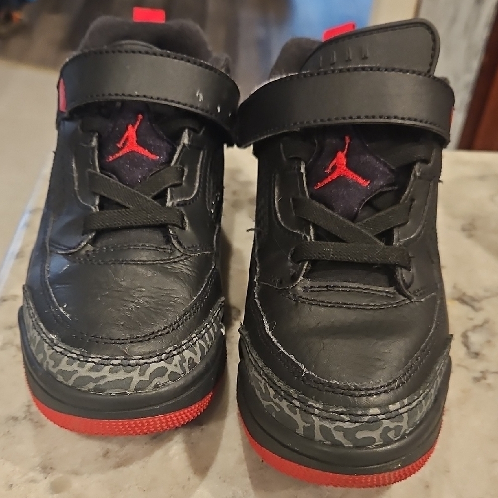 Jordan Kids Black and Red Sneakers